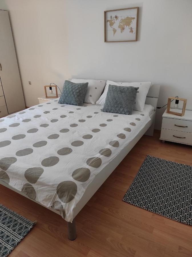 Sunny Apartment In リエカ エクステリア 写真
